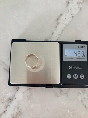 Silver Tone Ring - Unbranded 4.58g